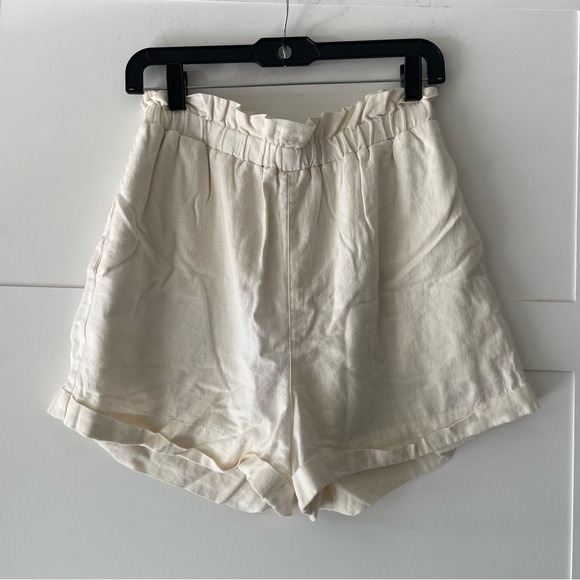 Urban Outfitters high waisted pull-on paperbag shorts 15984 - Picture 2 of 7
